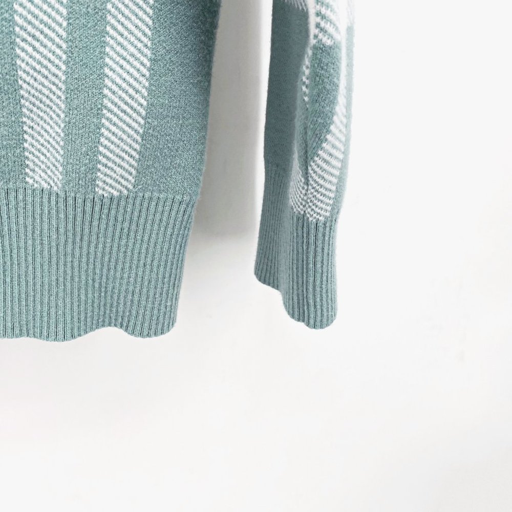 Sioni‎ Plaid Crop Cardigan Sweater - Picture 8 of 8